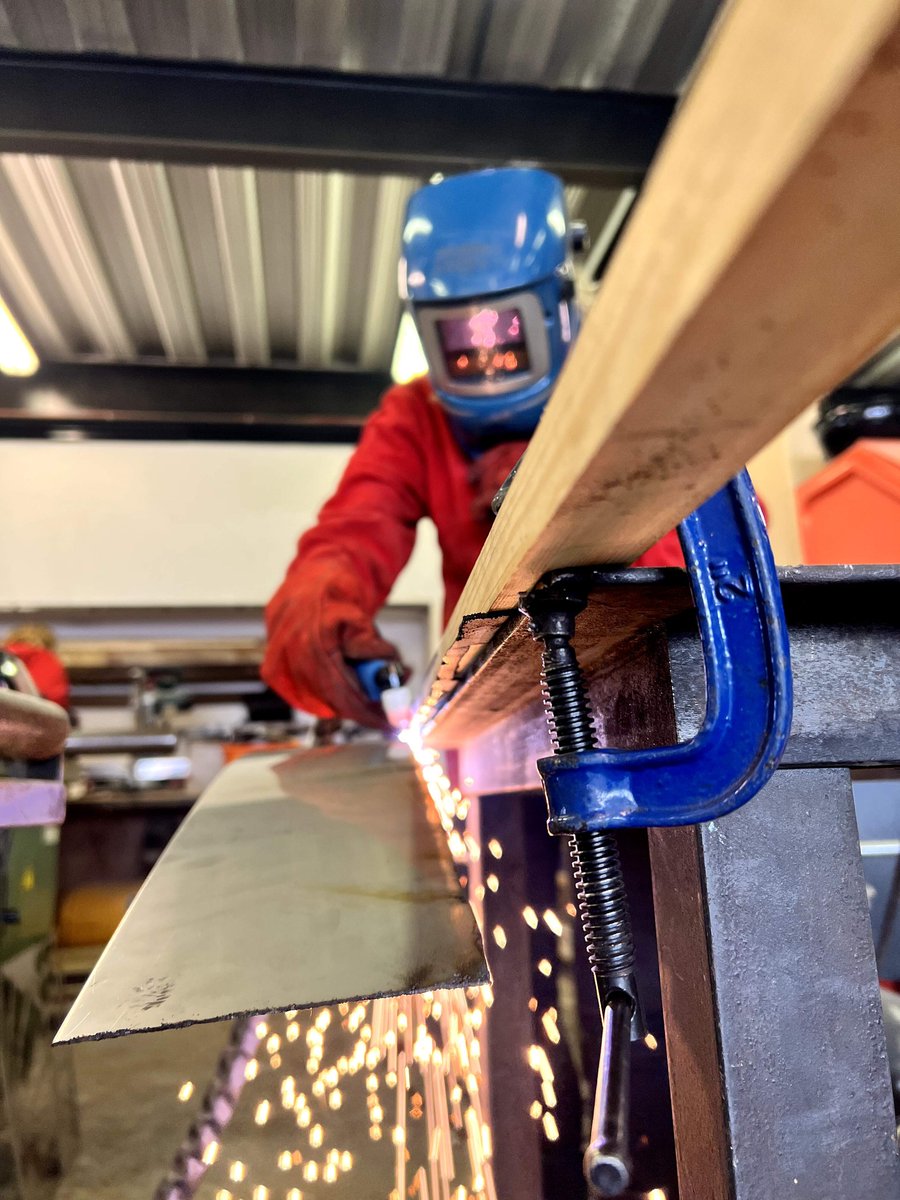 LondonSculpture's tweet image. Got that #Fridayfeeling? We'd love for you to share your creative weekend plans with us. Comment below with any great exhibitions, shows, experiences you're planning. #RoyalAcademy summer show? #Punchdrunk? We want to hear all about it!
#creativity #exhibitions #London #culture