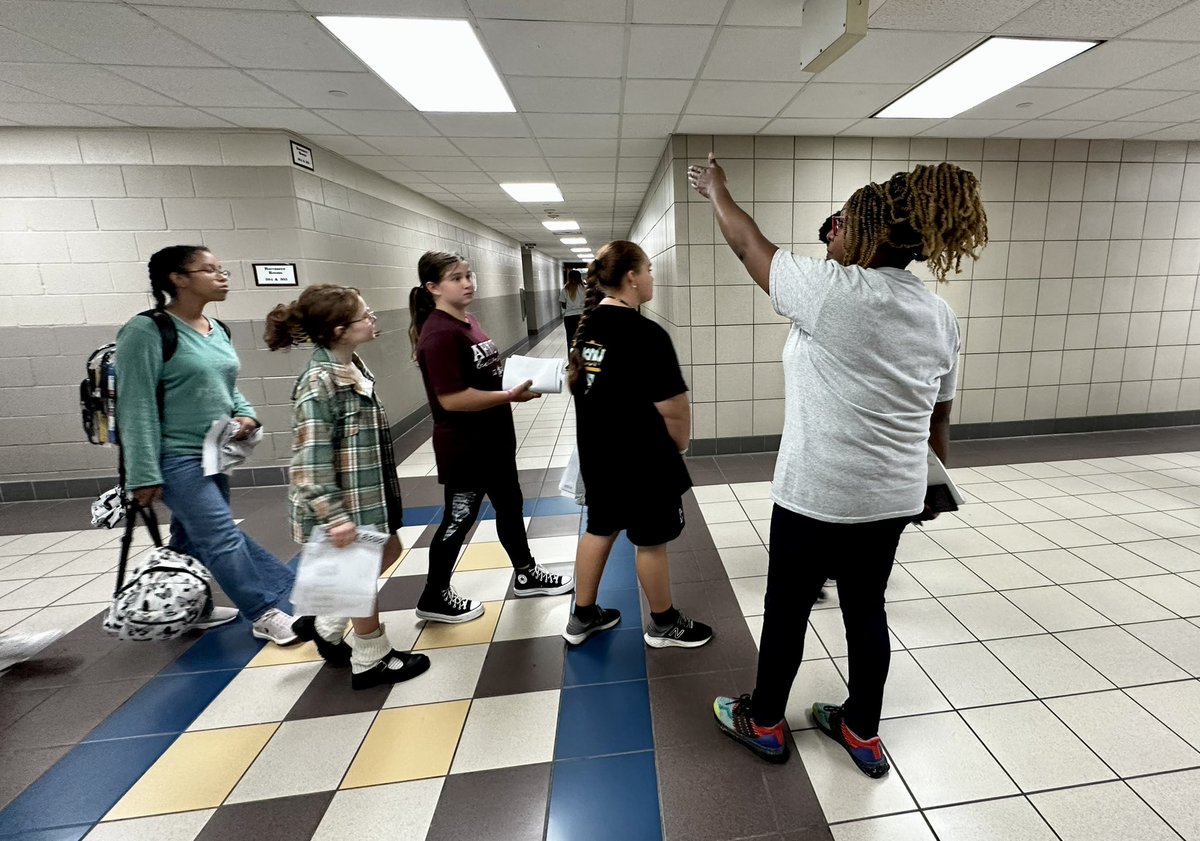 ambyclink's tweet photo. BUC Camp &amp; BUC Express were a huge success again! Thank you to all of our @Arnold_Middle staff who helped make it so special! #theresnoplacelikearnold #nowbeforenext #cfisd https://t.co/Zj98nnkagO