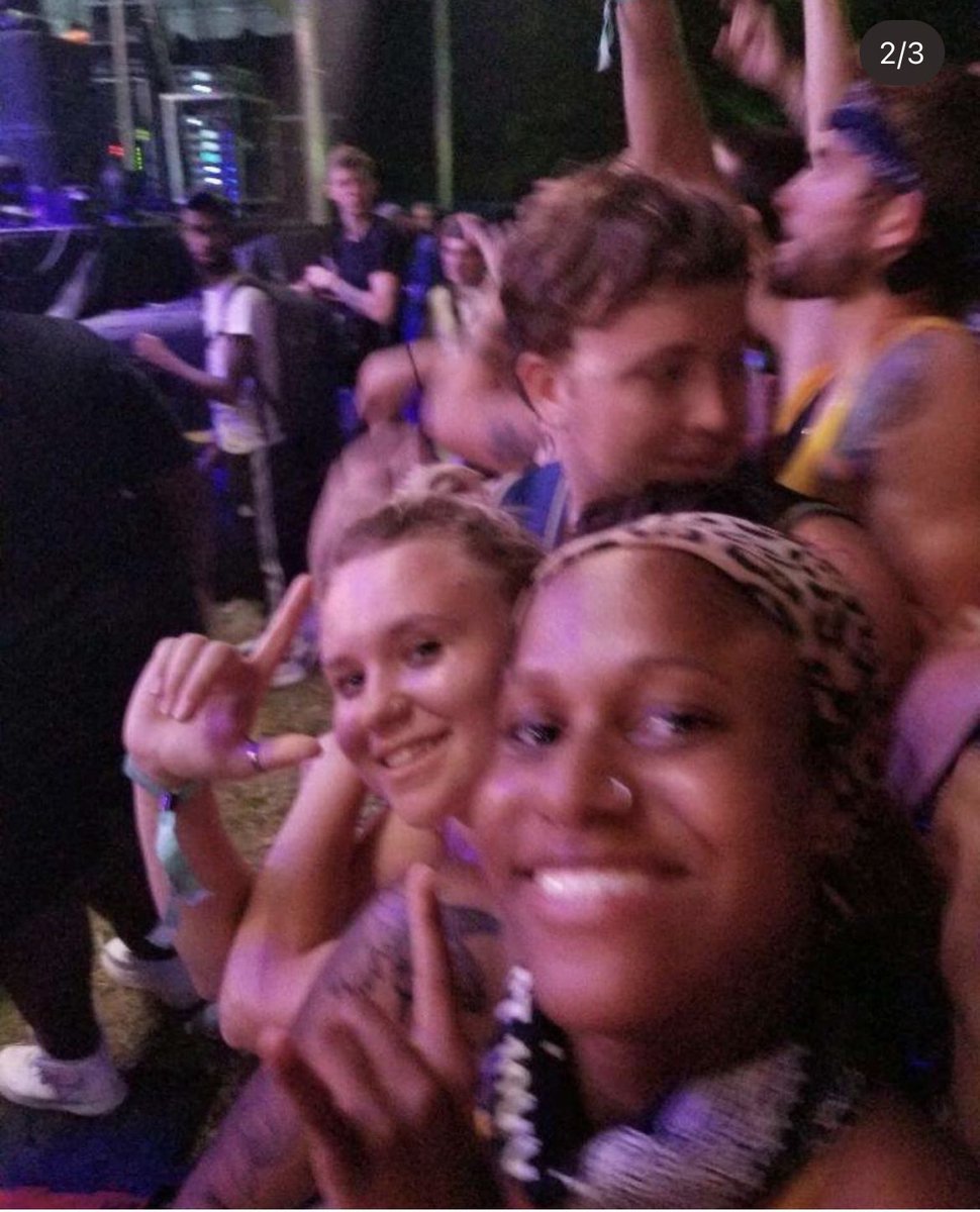 Jessicanadene's tweet photo. Wishing @karliejay24  the happiEST birthday 😭❤️ I’m so thankful EST brought me you!! Throwback to barricade at fEST all the way to you being my bridesmaid! Forever thankful for our friendship 💕💕✖️✖️ https://t.co/FJx3TAC1G1