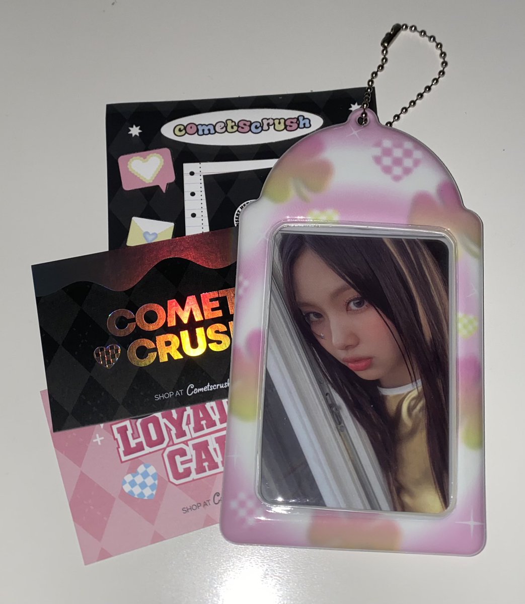 chimbuys_alot's tweet photo. 💌 #mail4chim ~♡~ #COMETfeedbacks
hi @cometscrush !! my love luck pc holder has finally arrived!! thank u sm for packing it safely and for the quick replies + updates!! till next time.∙*☆ :)) https://t.co/0t1jOvPeZy
