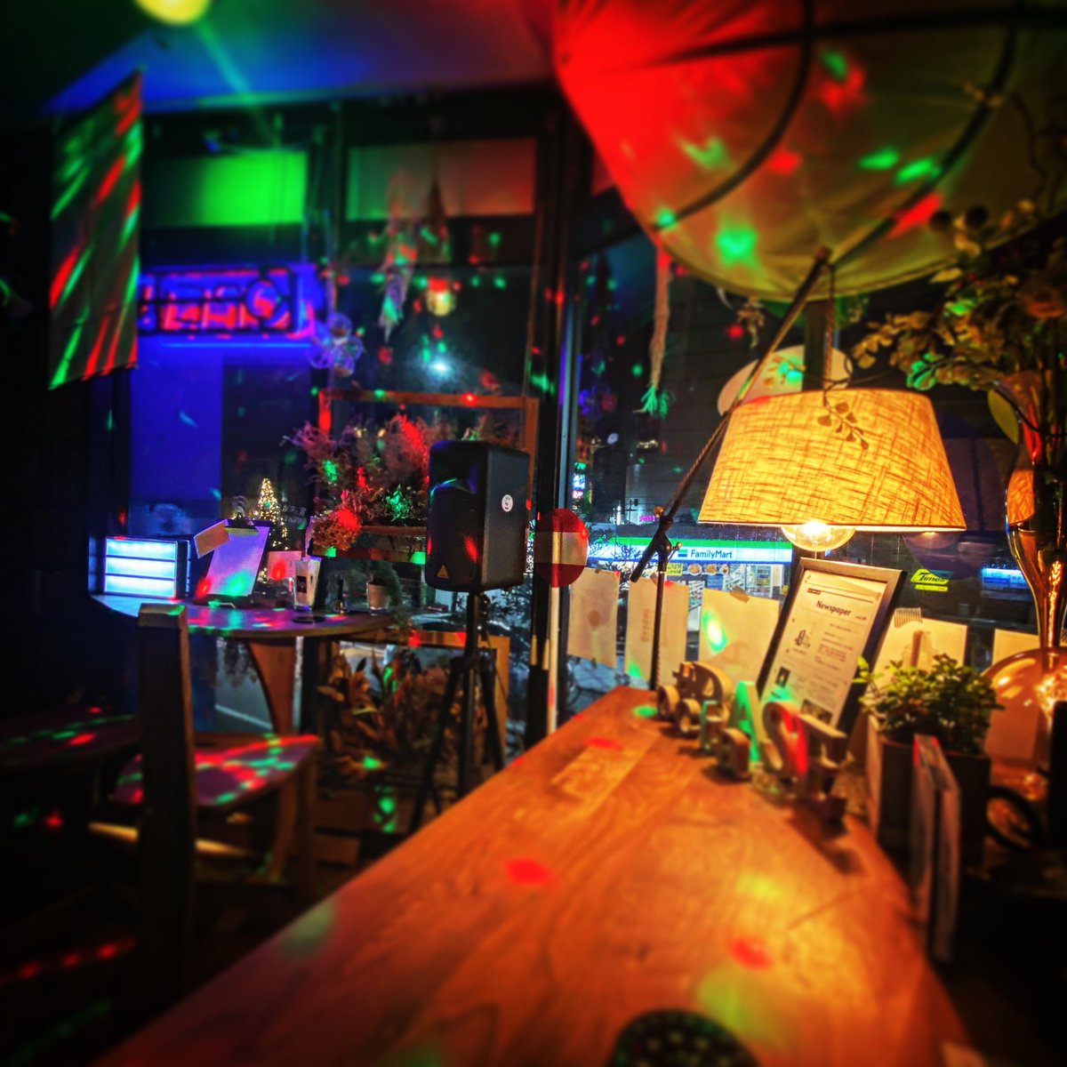 base_octa_ykc's tweet photo. 20時から夜カフェ屋
(木・金・土))20:00-
0時から夜遊びバー
(金・土)0:00-last
#octaBASE https://t.co/yVVhXj3utv