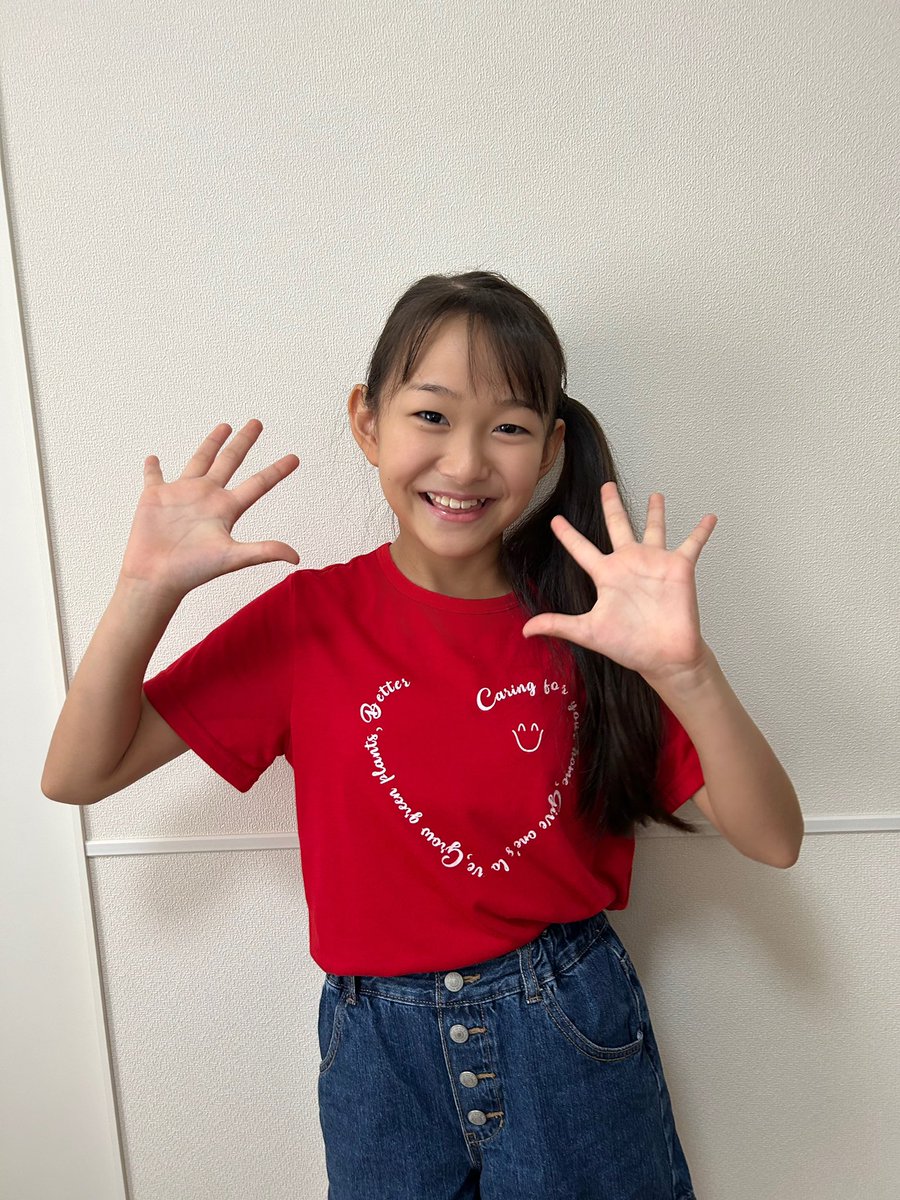 SAYA_t_2012's tweet photo. 今日はメグミ最後の日🥲
初めて貰えた役、思い��れもたくさんです。
頑張ります！
#オノマトペイント2023
#夏休み
#お芝居
#子役
#テアトルアカデミー https://t.co/hNheXHrOU2