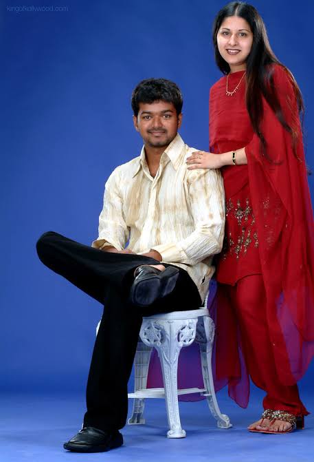 Kettavan__Memes's tweet photo. Happy Wedding Anniversary ♥️ #Leo. https://t.co/sXxmI4fN1G