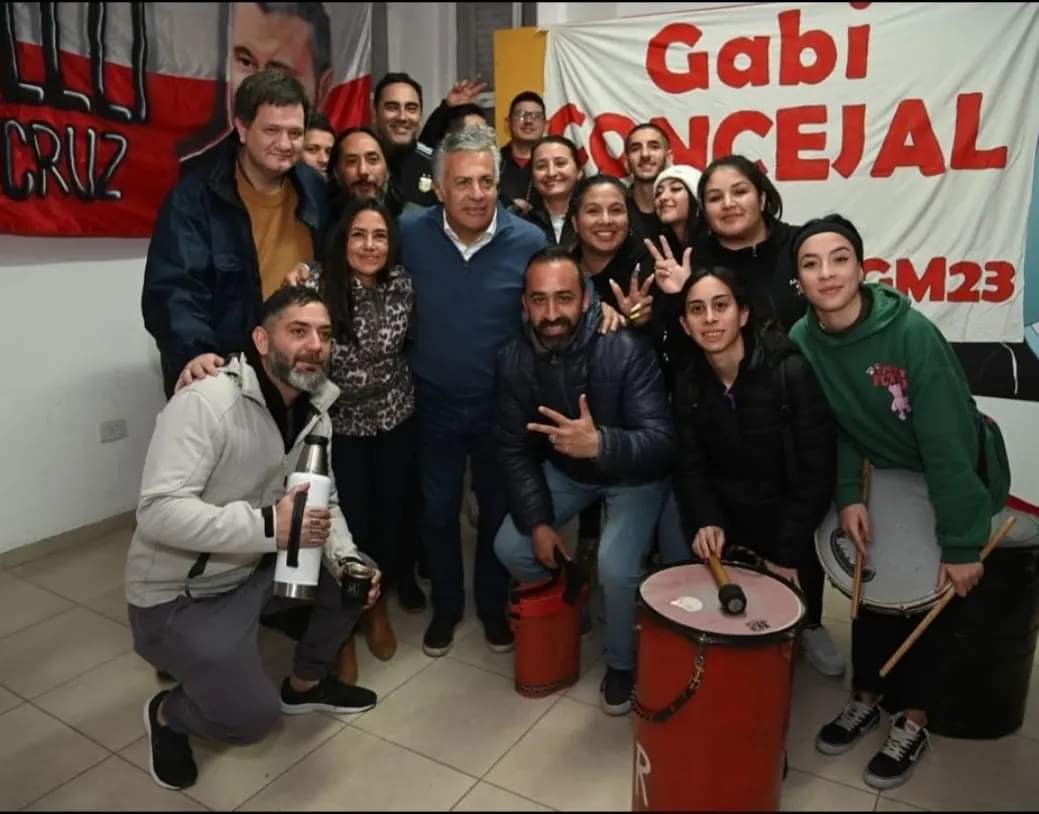 gabimartinez33's tweet photo. 📍Godoy Cruz tiene en @diegocostarelli la garantía de continuar una buena gestión, que profundice e innove todo lo logrado.

¡Acompañanos! Tenemos experiencia, trabajo y equipo para seguir #CreciendoJuntos.
✅@FrenteCambiaMza https://t.co/KHEJvocyP1