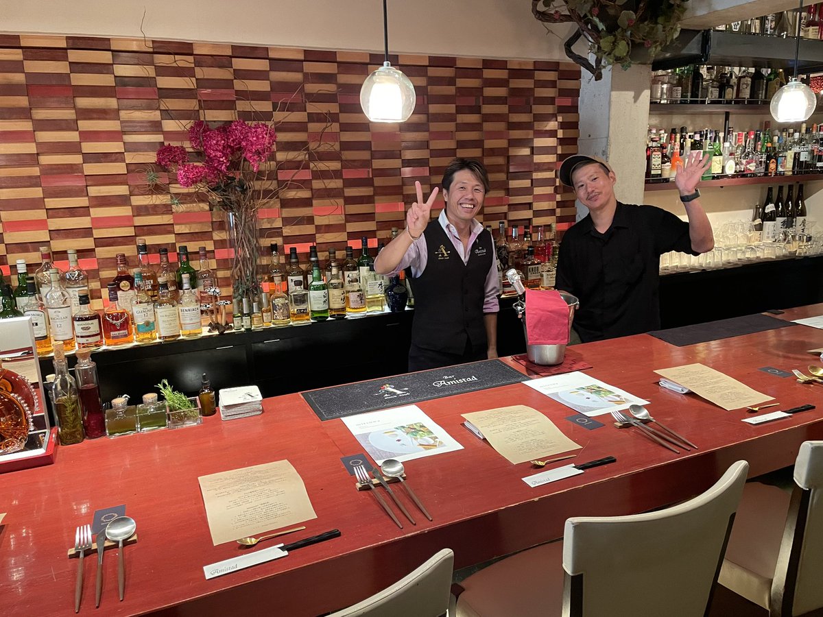 bistro328's tweet photo. いつもと違う場所でお料理を作ることができてとても新鮮でした✨
これからどんどん色んな場所で挑戦していきたいです！ https://t.co/45KdJCMkl5