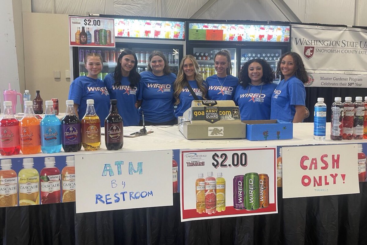 fpcatch4's tweet image. Day 1. EVCC softball team fundraiser at the Evergreen State Fair. We’ve moved! Come support in the Events Center! #evcc #cascadeice #evccsb #family #evcctrojans @EvCC_Trojans @EverettCC @EvCClife
