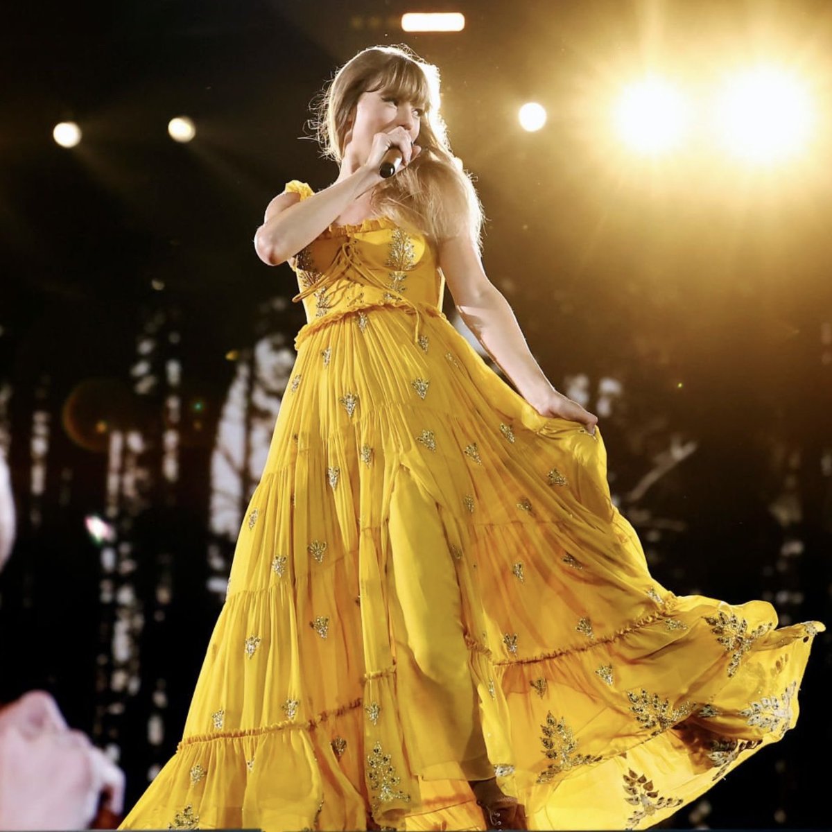 Taylor Swift News tweet media