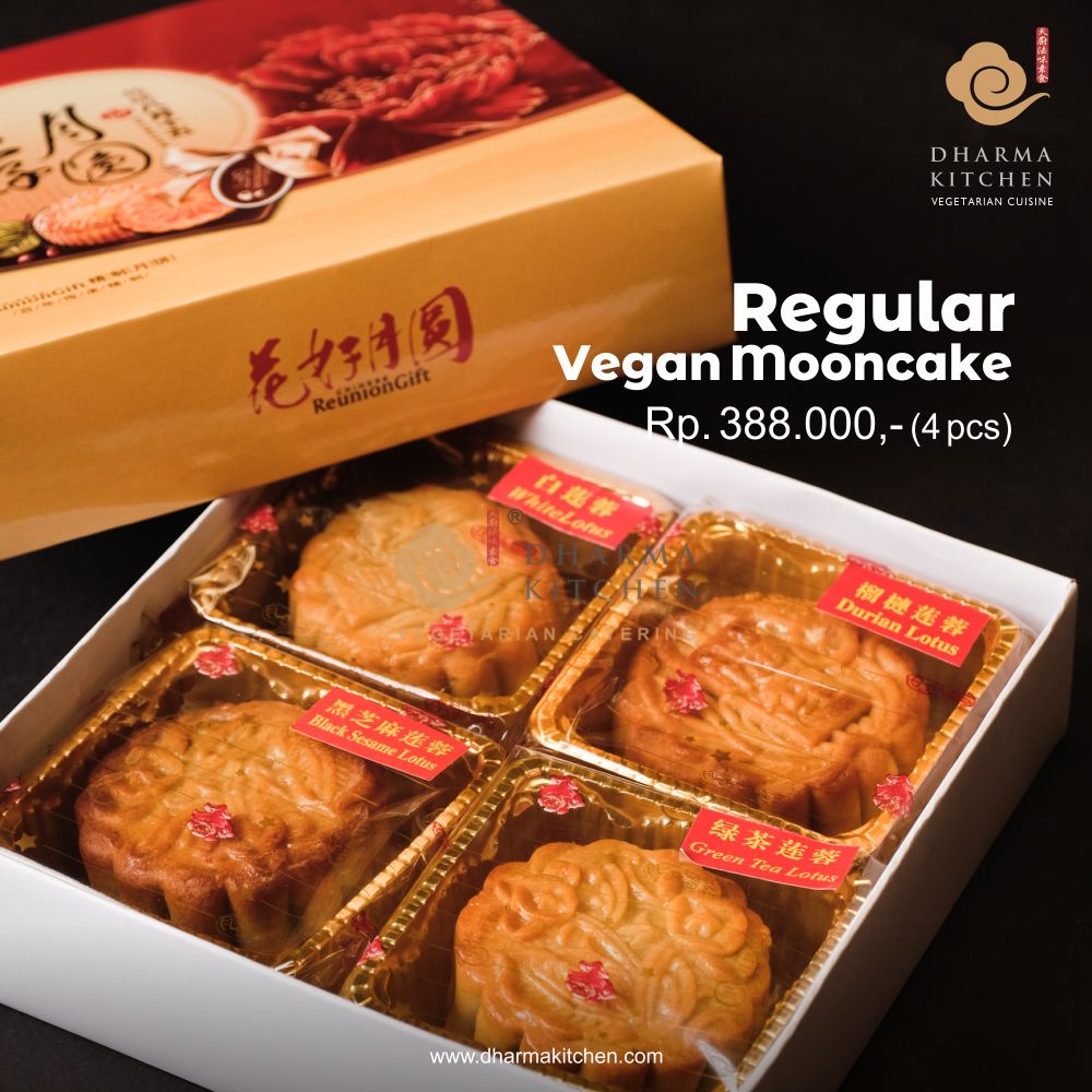 Dharma_Kitchen's tweet photo. Try out our newest homemade vegan mooncake hampers, get yours while it's fresh from the oven 📷
Vegan Mooncake: Exclusive 4 &amp; 6 pcs, Regular 4 pcs. Note: Close PO 25 Sept 2023. Contact us: 0816-857-108 (chat only)
#mooncake #kuebulan #kuevegan #jakartaculinary #kulinerjakarta https://t.co/QxgAt4tsJK