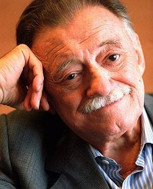 fuedicho's tweet photo. "Nadie nos advirtió, que extrañar es el costo que tienen los buenos momentos".
Mario Benedetti
#Fuedicho https://t.co/maZDRxX7jN