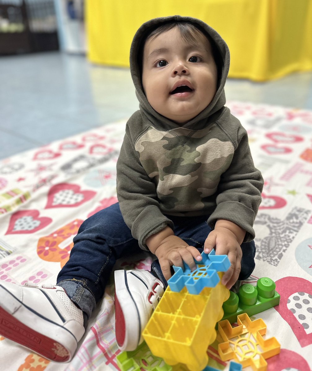 COMPAZITOSBaby's tweet photo. Hoy conocí La historia de Mefiboset y Dios me enseña a amar y ayudar aún más a las personas especiales 🙏😇😍💕

@pastorvladimir.sv
@pastoracompaz 
@iglesiacompaz https://t.co/KLagnLYfja
