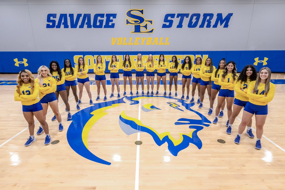 Great turn out tonight for the blue and gold scrimmage! W goes to Blue! 💙💛