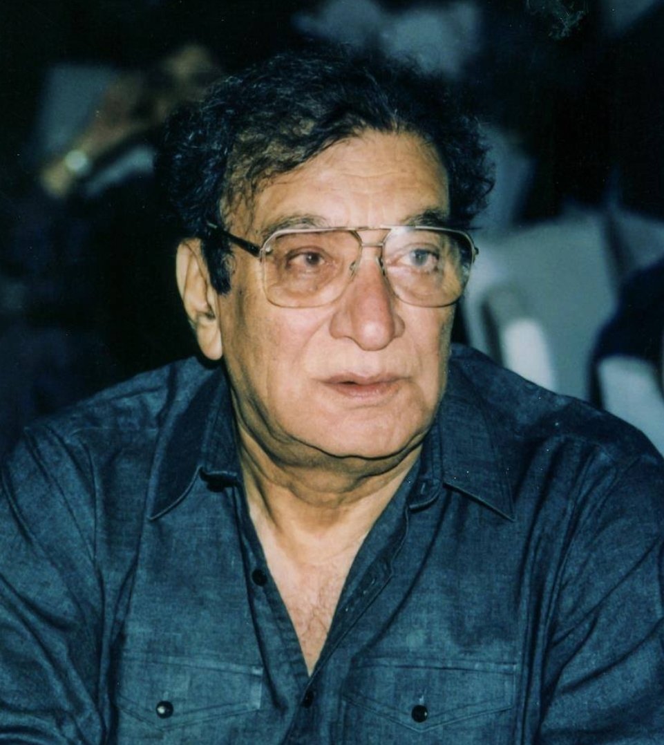 punnu__khan's tweet photo. 15th death anniversary of the poet of people &amp; the voice of taghazzul, Ahmad Faraz (d. 25 August 2008). Revered for his poetry of resistance against the martial regimes, his lyricism, romanticism and vastness of ghazal, he's considered one of the eminent poets of 20th century. https://t.co/L1C8ul0Wm0