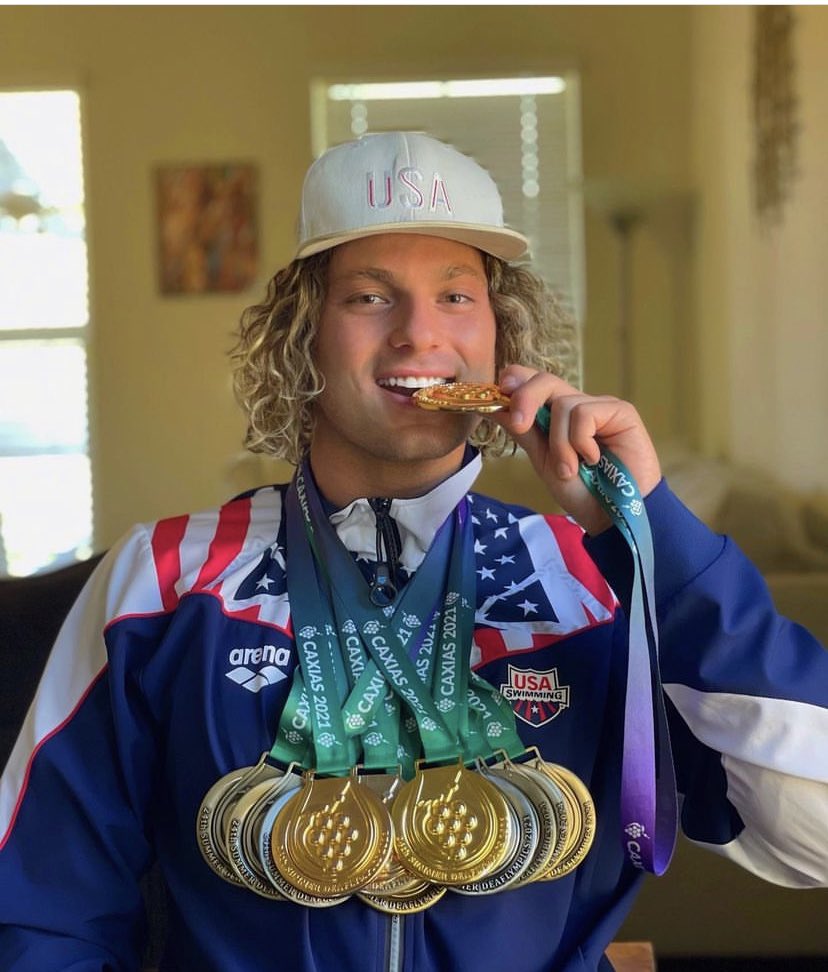 kizzy4464's tweet photo. #BigBrother25  only way the other houseguests can compete with a Multi Gold Medal Winner was to turn out lights! Go MATT!! https://t.co/aEgw9WwSeW