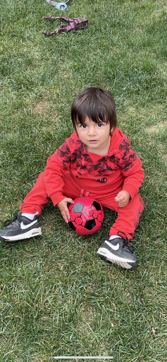 Your favourite #futbol players favourite #futbol player.