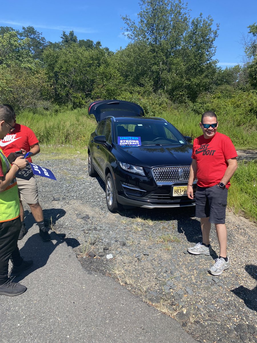 Yesterday, UAW Local 2210 Ford NYPDC in Cranbury, NJ held a Strike Demonstration Rally. These members are ready to do what is necessary to show these Big 3 companies that we are not playing around.
#UAW #FairContract #solidarity