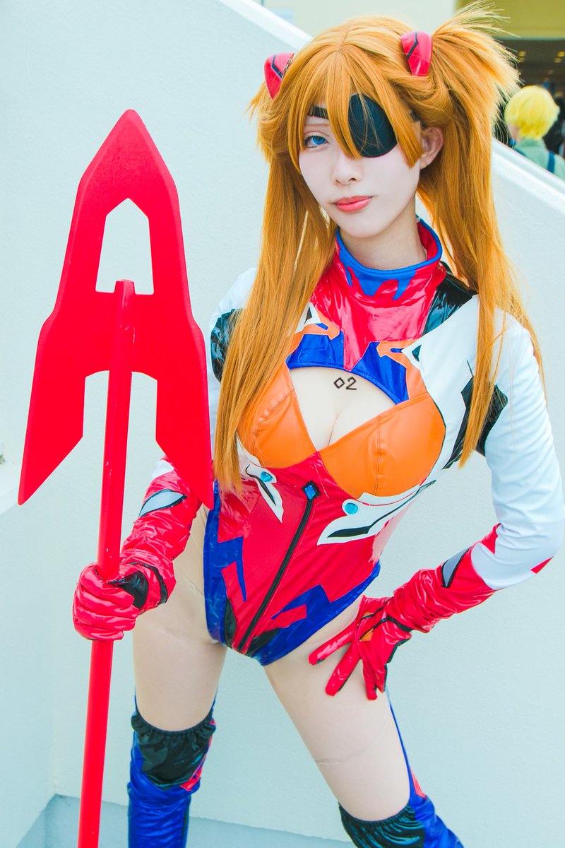 Keseranra's tweet photo. ふふん！

📸→@Warp2045 様

 #ラ��コス 
 #式波・アスカ・ラングレーコスプレ 

めちゃ綺麗なお写真なので、そのままで出したく…。ほぼ無加工です！ https://t.co/gu5S5IruYC