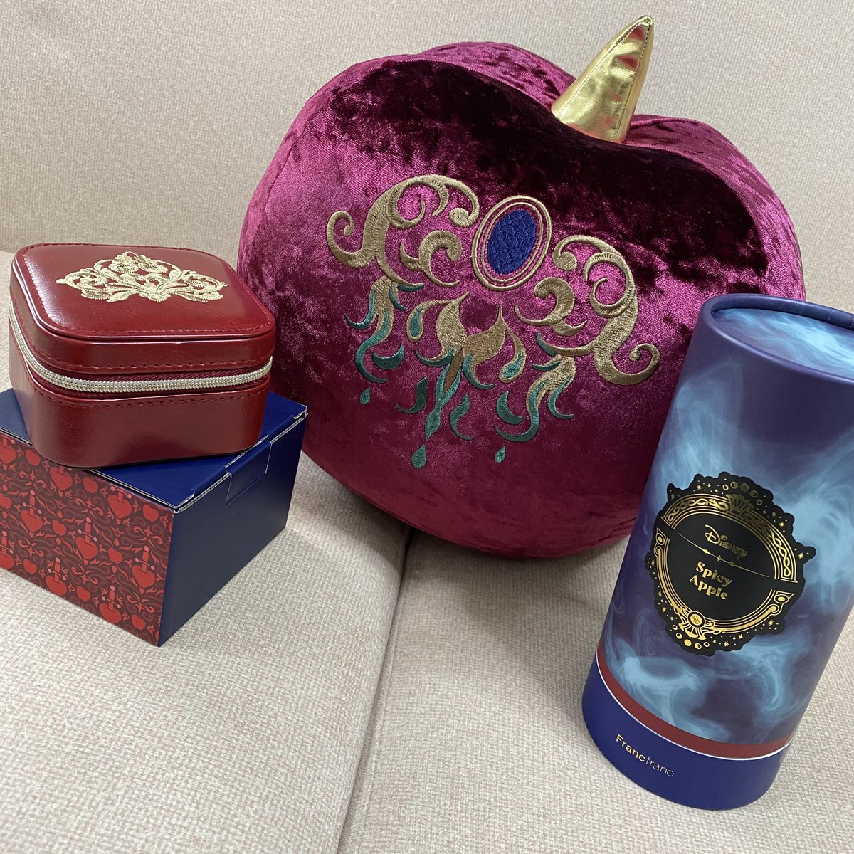 素敵な投稿ありがとうございます🍎 ディズニー映画『白雪姫』に登場