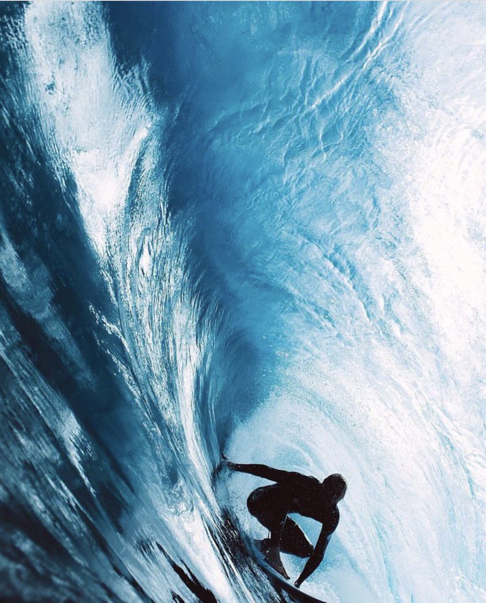 DillonSurfer's tweet photo. ..all blue .. https://t.co/G31Bs48pKo