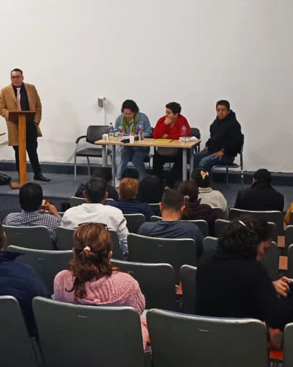 OSUNTRAMSAMSP's tweet photo. "Construyendo un camino más saludable para todos desde Cuenca, Ecuador. 💪🌍 Reunión de trabajo clave con la dirigencia provincial, base  de la Zona 6 y el Ejecutivo nacional de OSUNTRAMSA. Unidos en nuestra misión de fortalecer la lucha sindical.👩‍⚕️👨‍⚕️ #OSUNTRAMSA #TrabajoEnEquipo https://t.co/5V5VnaRSEQ