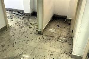 malavidaqro's tweet photo. #Nacional #NuevoLeón: Denuncian plaga de ratas en el Hospital de Traumatología de @Tu_IMSS, en el centro de #Monterrey.

Las ratas se han visto en el área de urgencias, en el laboratorio e incluso en el almacén de la Unidad de Alta Especialidad No. 21.

¿Casi como Dinamarca? 🇩🇰🐀 https://t.co/FkYTz8oapZ