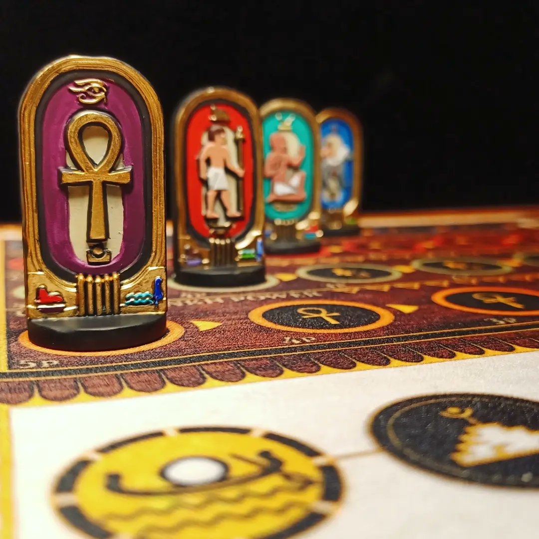 Elle_FireSpray's tweet photo. Sometimes all you wanna do is just bling up your gaming pieces 😊✨ Action tokens from Ankh Gods of Egypt by @CMONGames🤘🏾
#miniaturepainting #cmongames #ankhgodsofegypt #ankh #egypt #ancientegypt #egyptology #ericlang #adriansmith #ellepaints #nopaintnogain #greenstuffworld https://t.co/gIf7h6UTQo