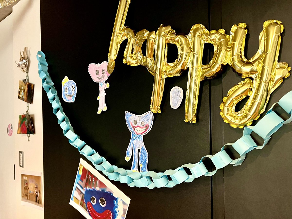 tsuyukoyu's tweet photo. 9歳のお誕生日おめでとう🎂🎉🎁
#お誕生日
#Happybirthday
#Birthdayparty
#9歳
#息子 https://t.co/wtneaQgUC1
