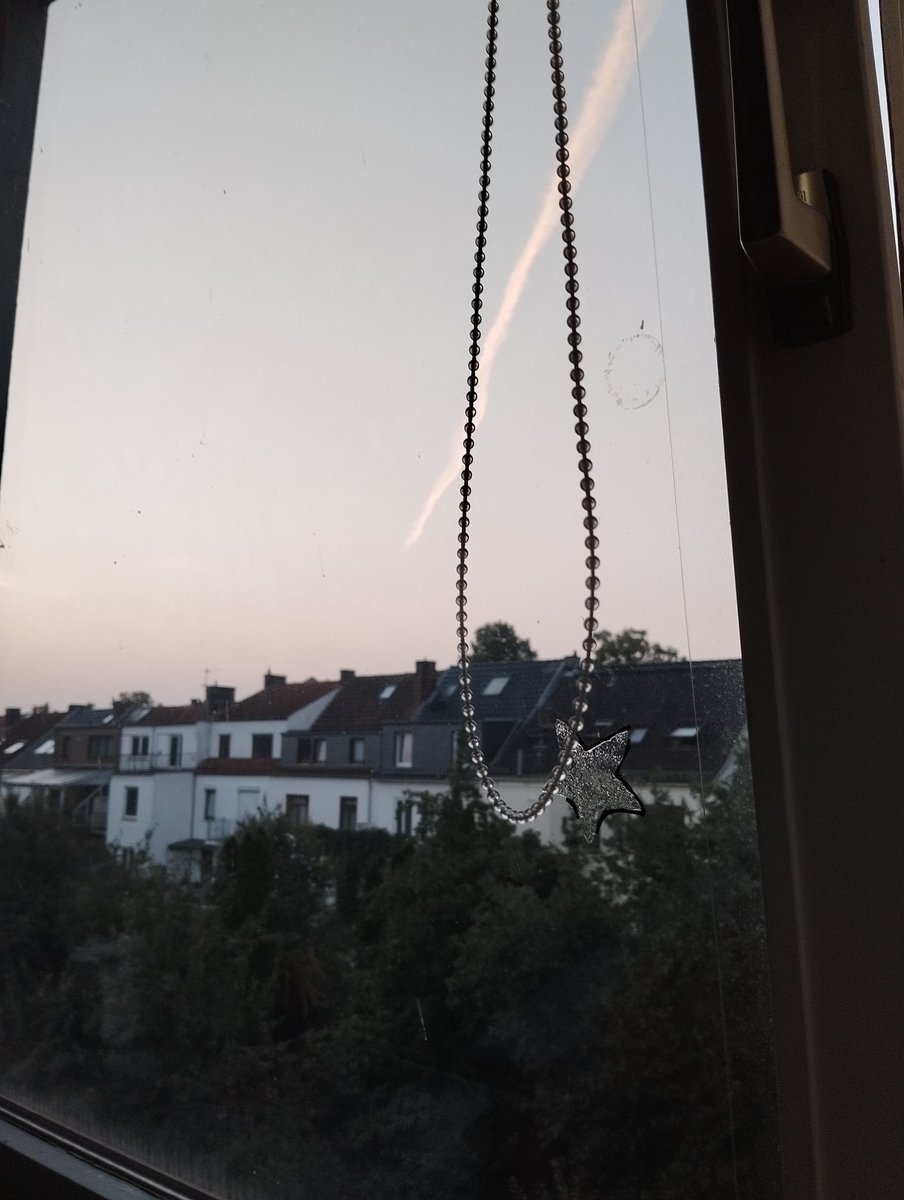 Kometenabsturz direkt vor meiner Nase und ich liege Rum in meiner Hypomanie. Da wünscht man sich doch glatt Freuds Kuss.