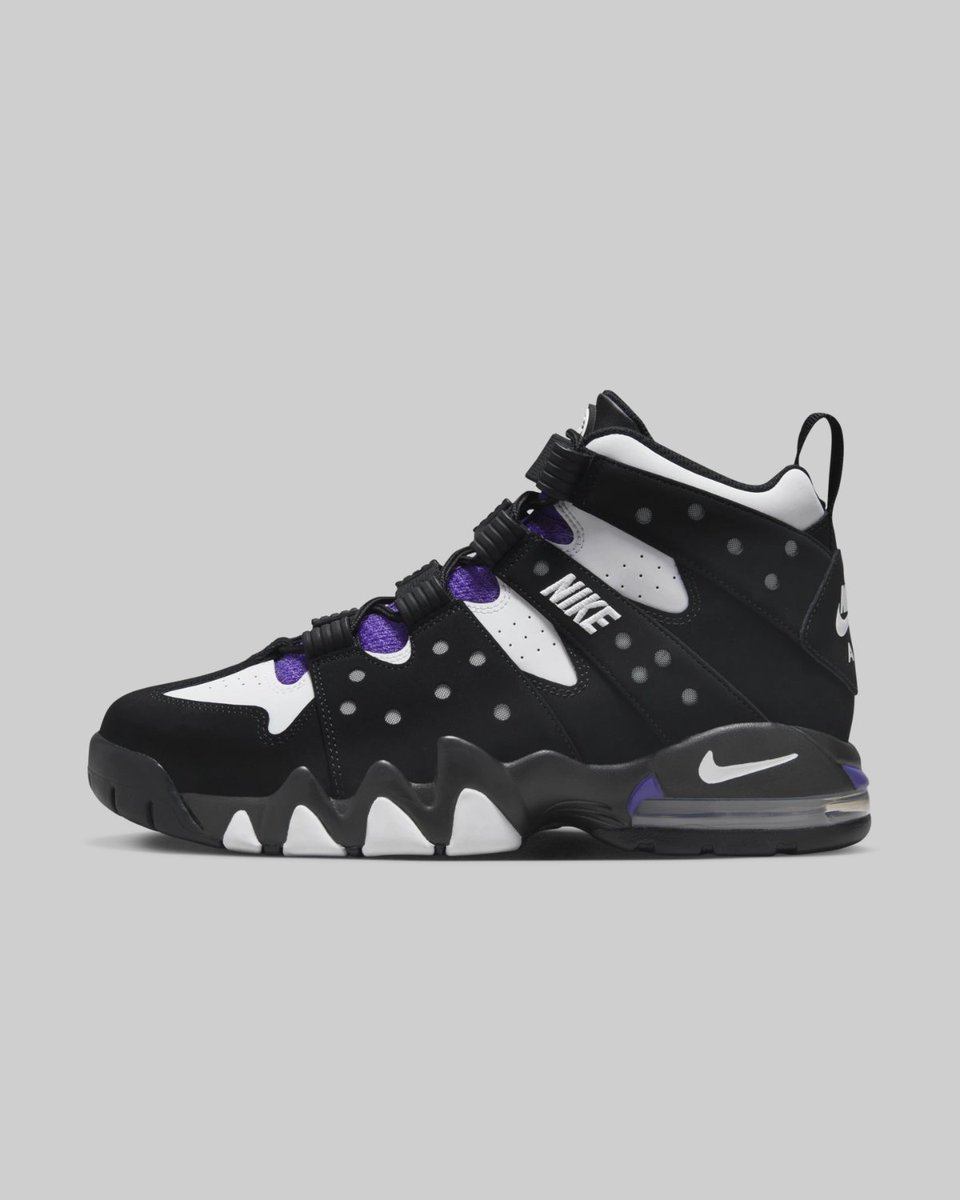 nikestore's tweet photo. It's called the golden era of basketball for a reason.

The Air Max2 CB '94 'Black and Pure Purple'

Available at 10am ET 🇺🇸 

https://t.co/rOv12b7UGy https://t.co/WlNZ6V2UTh