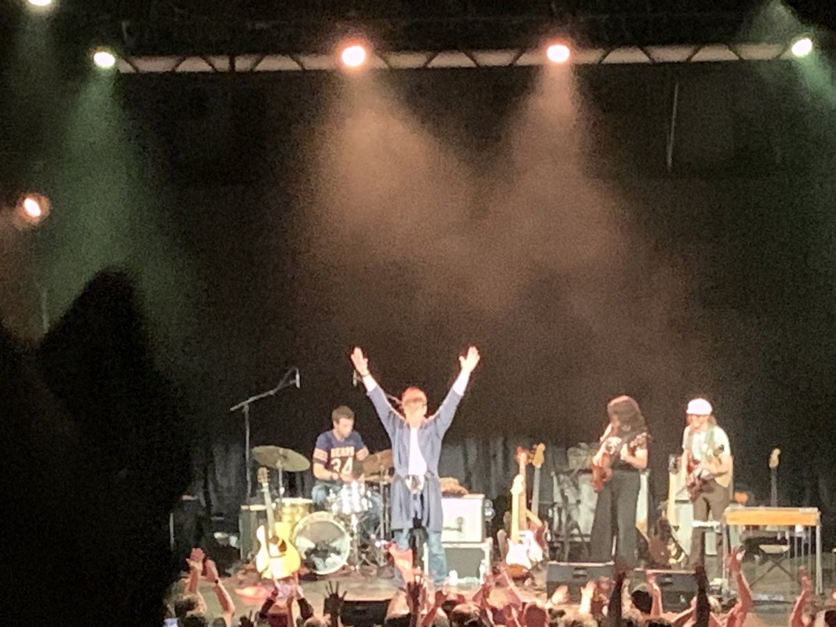 Ted Danson with the Devil tweet media