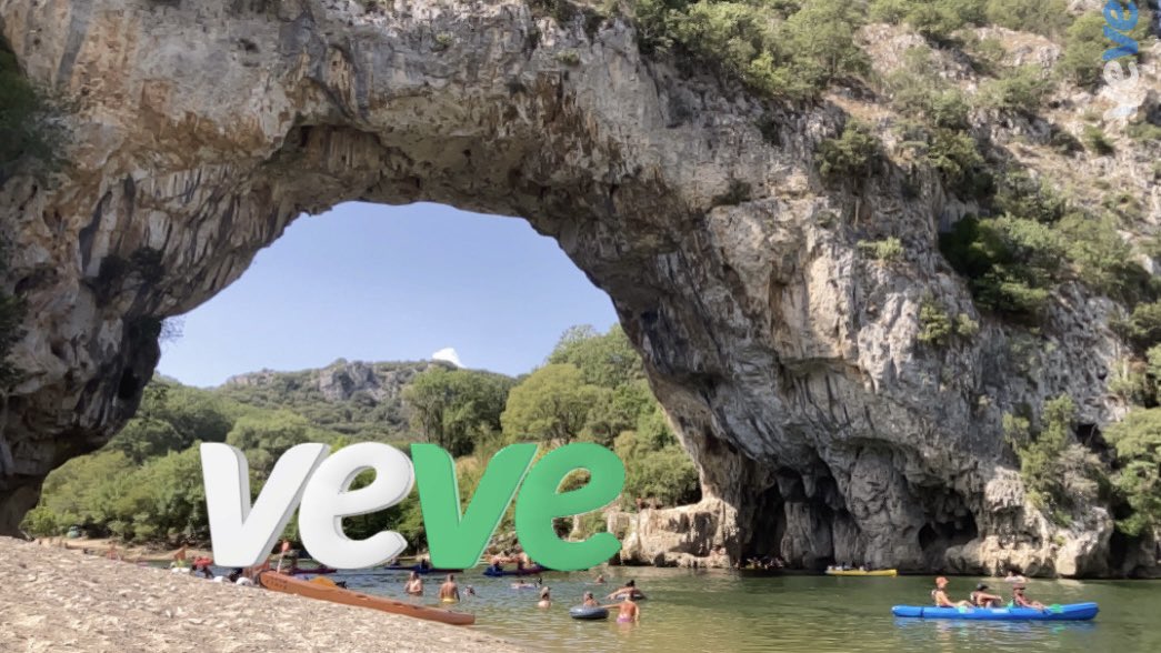The Veve logo at the pont d’Arc (France) 🤘😁