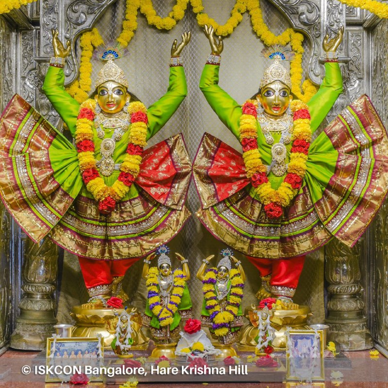 ISKCONBangalore's tweet photo. Special Netra darshan of Sri Srinivasa Govinda after abhishekam - August 25, 2023.

#iskconbangalore #ISKCON #Darshan #Krishna #radhakrishna #Govinda #srilaprabhupada #harekrishna #FridayMotivation #Bengaluru https://t.co/kWtkPgd5K4