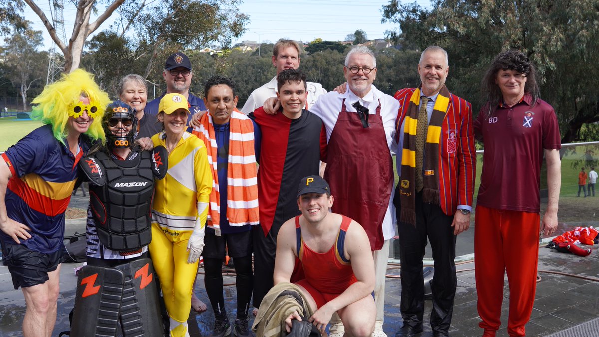 scotchmelbourne's tweet photo. Just in from St Andrew's Square... we more than doubled our target and raised over $12,000 for Tiwi College - and some of our most recognisable faces have been dunked! 

A huge well done to all involved in the "Plunge for Tiwi" fundraiser. https://t.co/sumX7Td1ca