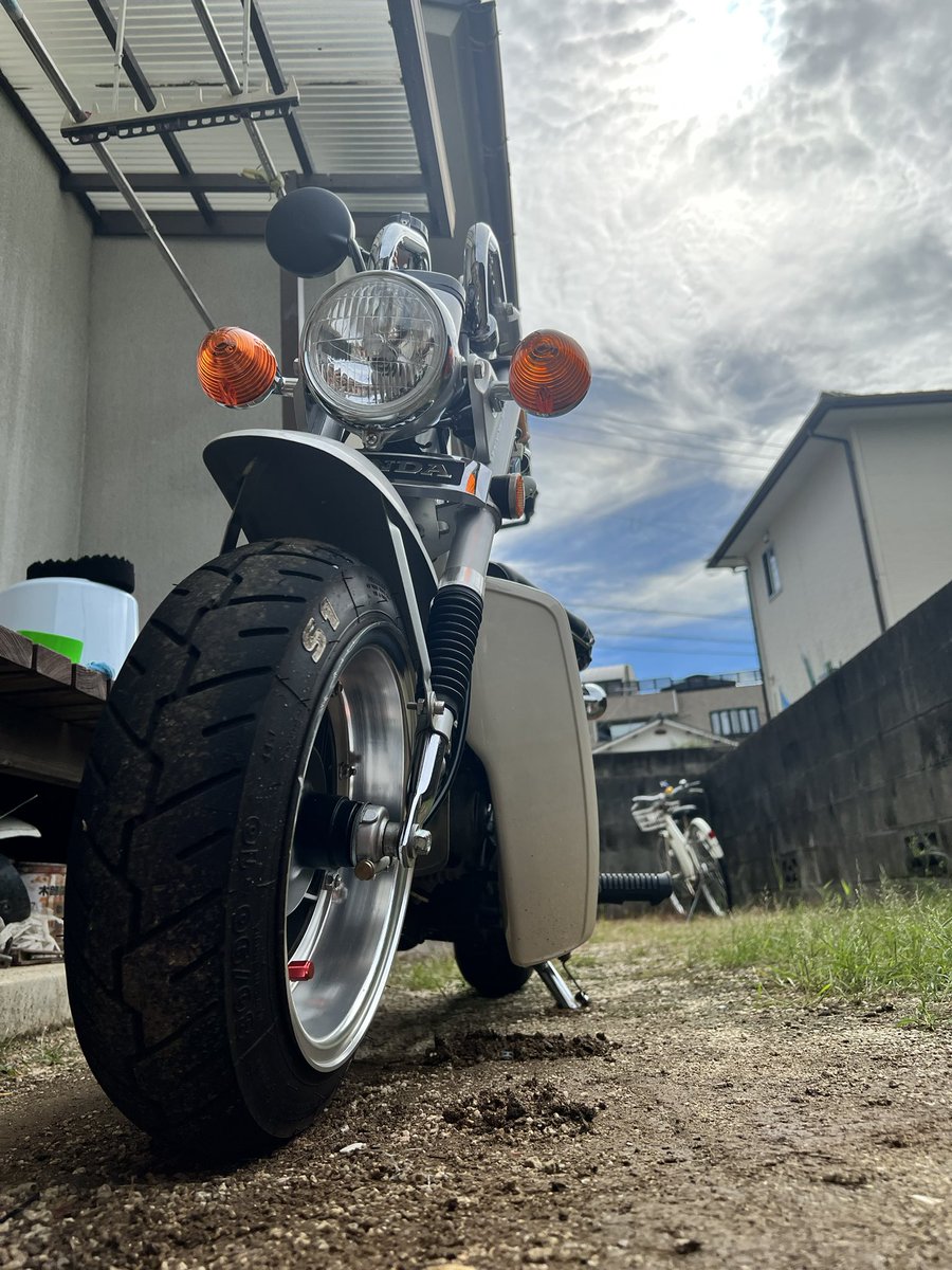 ウインカーも純正に変更。