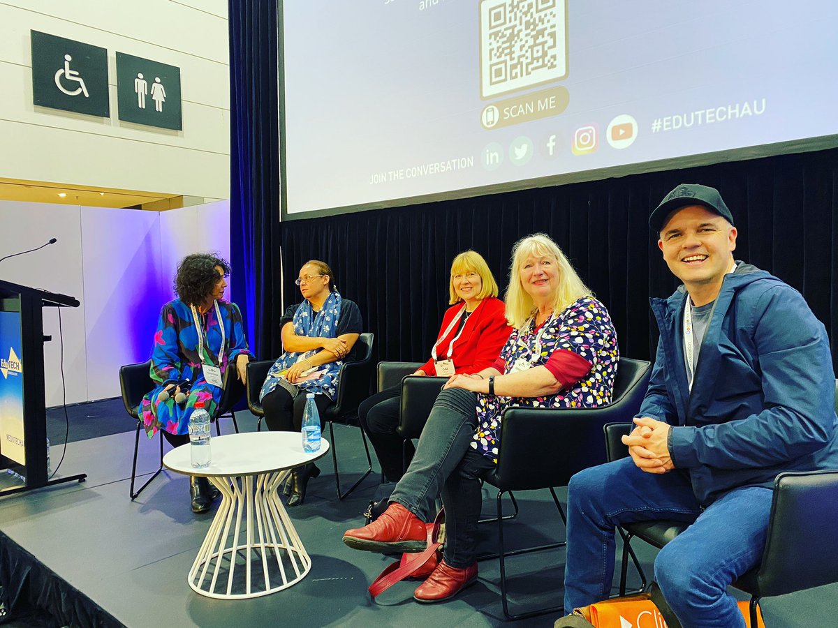 Our final session for the day “How to engage kids in books and reading in the digital world” with @kfosterauthor @Cazgoodwin @MeredithCostain & @tristanbancks 📚 #LetsTalkLibraries @au_edutech #edutechau #edutech23 #aussieed #libraries #learning #reading #TLChat #reading