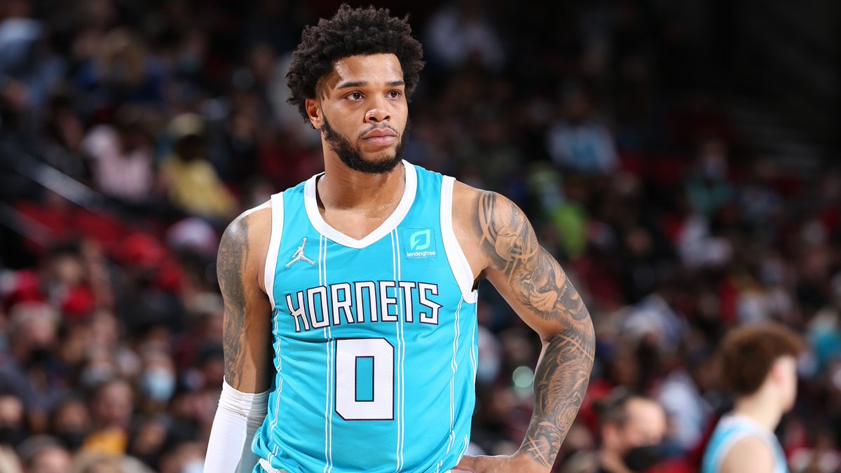 AnthonyA_Sports's tweet photo. Next story for the blog. ππ #NBA #NBADiscussi0ns #CharlotteHornets #NBABlog https://t.co/MvUTkyIqeg