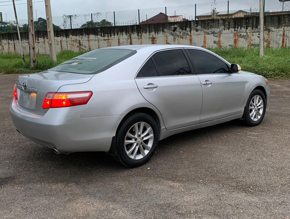 AwololaRildwan's tweet photo. ๐ทNeatly used 2008 Toyota Camry XLE๐ท
Thumbstart
Factory fitted Leather seat
Back ac vent
Front Seat heater
V6 ๐ช
Sport shift
Navigation screen
Bluetooth connection
Open roof
Double exhaust
Everything working perfectly well for 4.4M๐ฏโ
#leomessi #DavidoLimitedNote30 #Jcole https://t.co/9pgU3arPo3