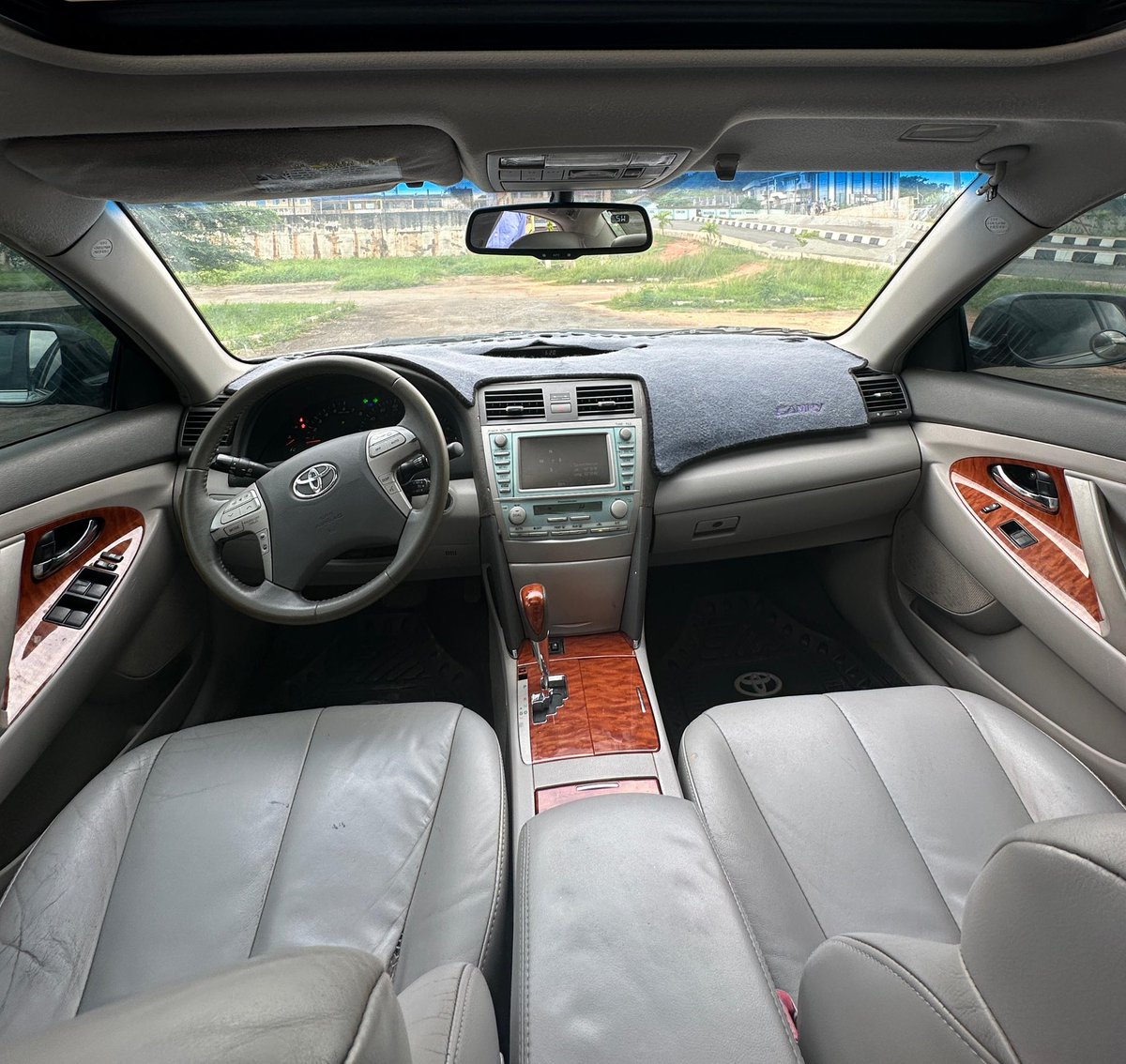 AwololaRildwan's tweet photo. ๐ทNeatly used 2008 Toyota Camry XLE๐ท
Thumbstart
Factory fitted Leather seat
Back ac vent
Front Seat heater
V6 ๐ช
Sport shift
Navigation screen
Bluetooth connection
Open roof
Double exhaust
Everything working perfectly well for 4.4M๐ฏโ
#leomessi #DavidoLimitedNote30 #Jcole https://t.co/9pgU3arPo3