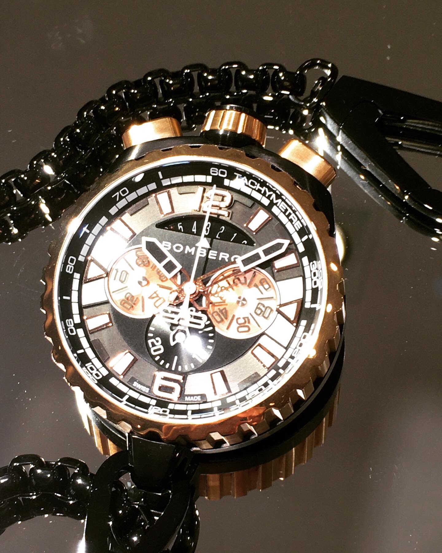 BOMBERG ボンバーグ クォーツ クロノグラフ 腕時計 BOMBERG ボンバーグ