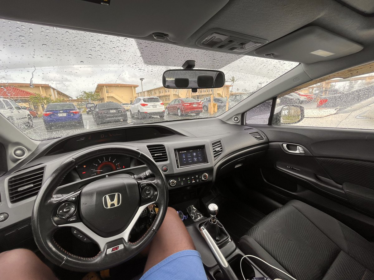 tommy_scrapegod's tweet photo. TL Sleep ? #FB6 , grown ass man still buying Hondas smh 🤦🏾♂️ 🔥 I feel like a college white girl on her way to Starbucks before class in this thing but it MOVE DOE https://t.co/JZd4LpZ5Lg
