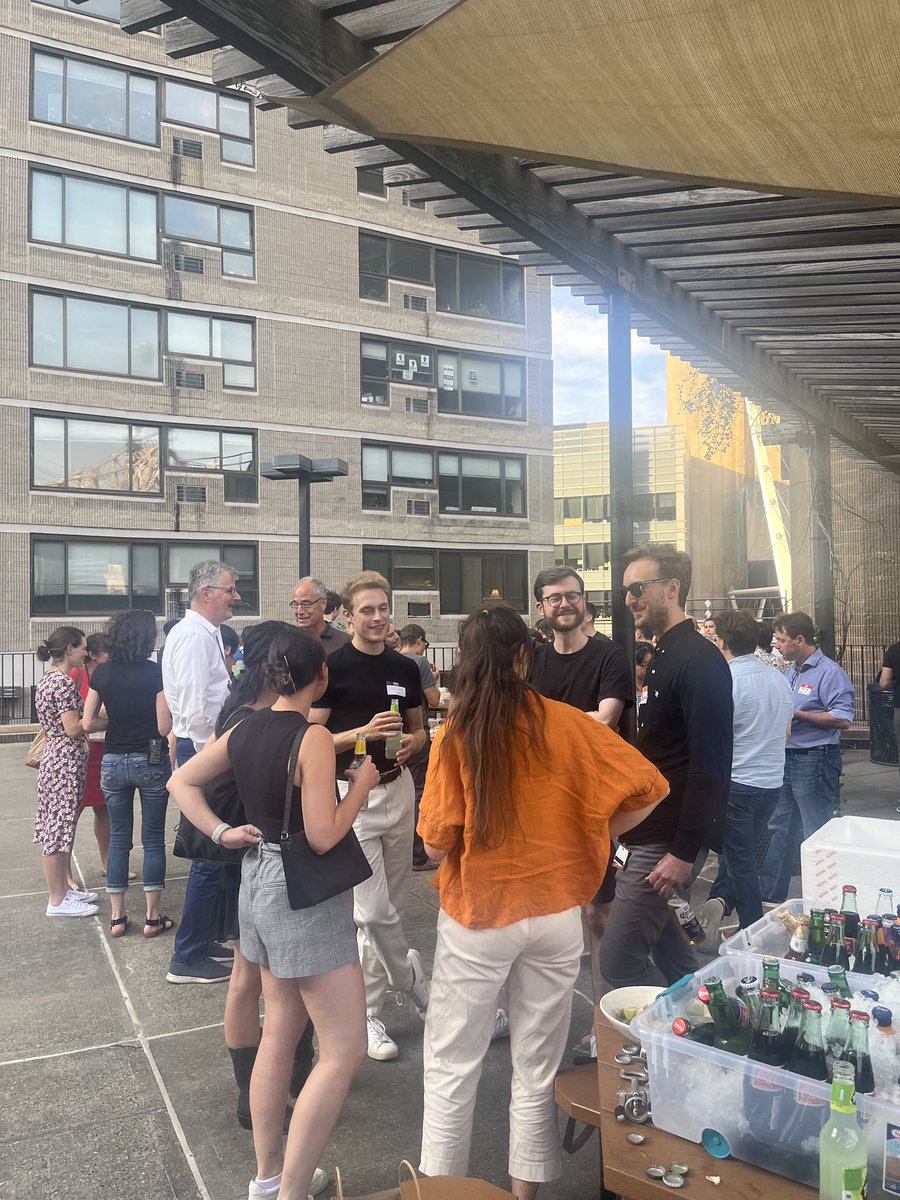 IMP welcome BBQ for our new class of 2023! We are thrilled to see the amazing discoveries you will make in the coming years!!