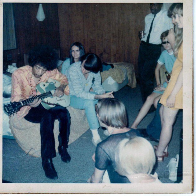 Jimi Hendrix jamming with the Monkees, 1967