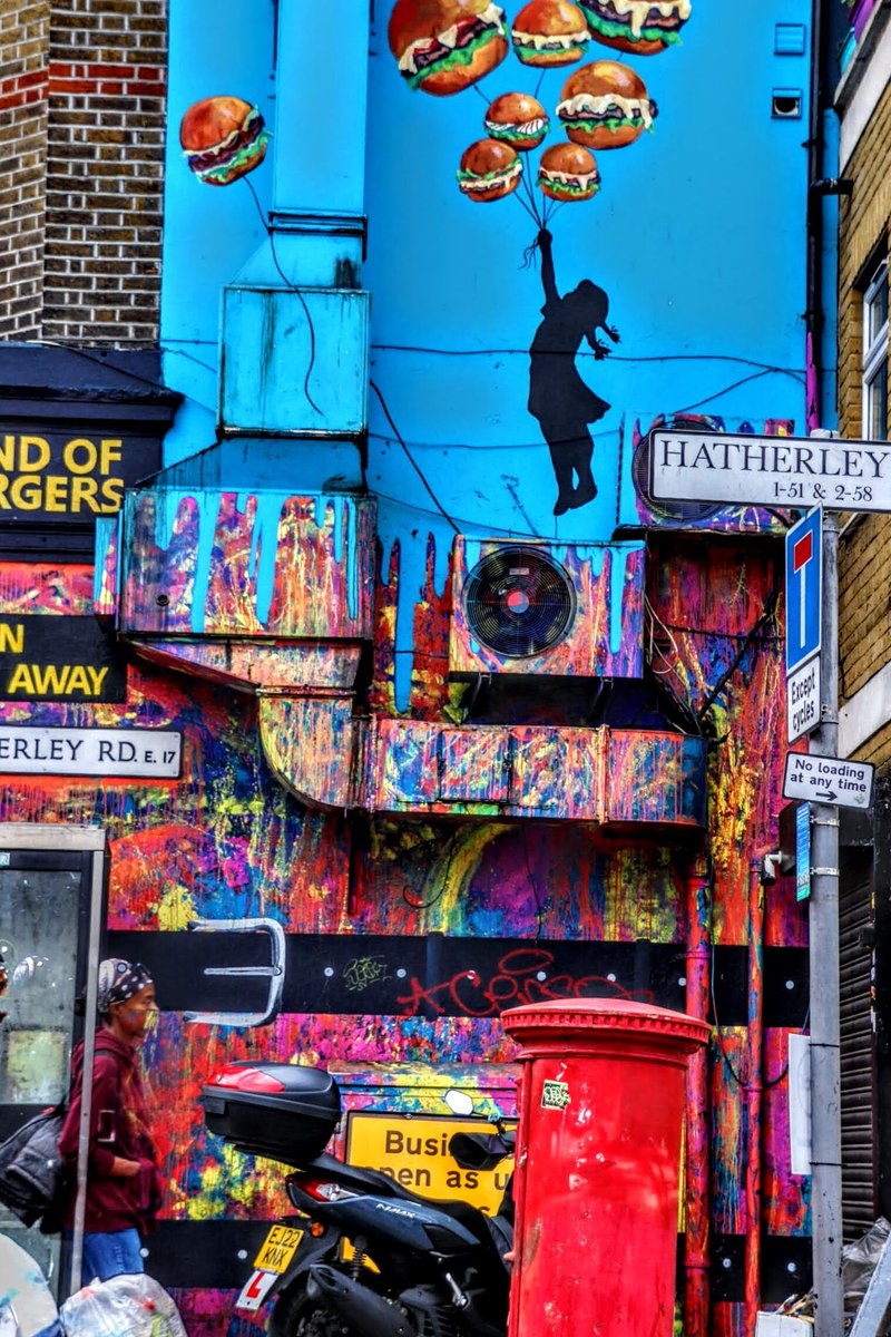 #returntotheendoftheline #theendoftheline #withmycamera #streetphotography #TravellingLondon #walthamstow #Marta #LondonMuralFestival #MuralFestival #London2020 #LMF #PaintedCities #GlobalStreetArt @wfcouncil @globalstreetart @bandofburgersuk @inspiringcity @bookanartist.co