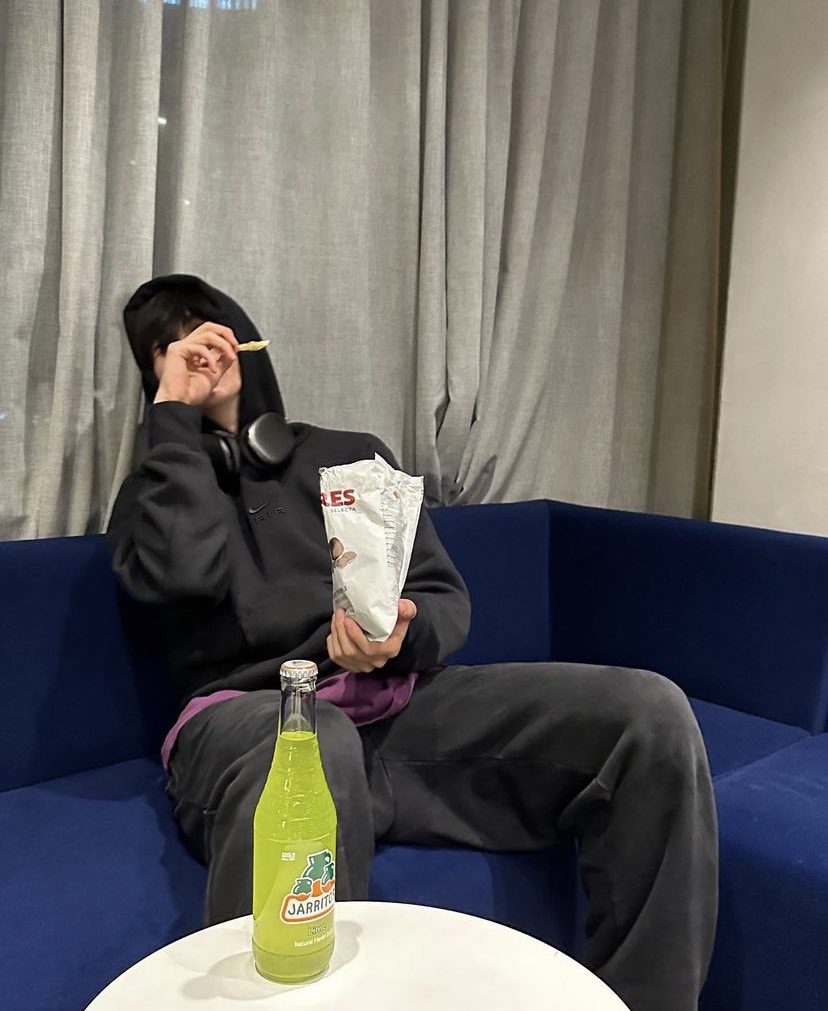 143dsc's tweet photo. - day (?)
 
  ִ ࣪𖤐  你好, I'm Ling. 

ᶻ 𝗓  she/her   
ᶻ 𝗓  not new to #stantwt #kpoptwt 
ᶻ 𝗓  ults enha , riize , nct , woodz
ᶻ 𝗓  any fandom is welcome !!

♡ / ↻ =  moots  &amp;  spread https://t.co/Ys9XlKLaSh
