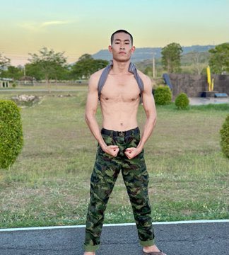 naro72705's tweet photo. วันศุกร์ หนูอยากจุกไหมคะ 🍆
#หัวเกรียนขี้เงี่ยน https://t.co/6aVNiuJLi2