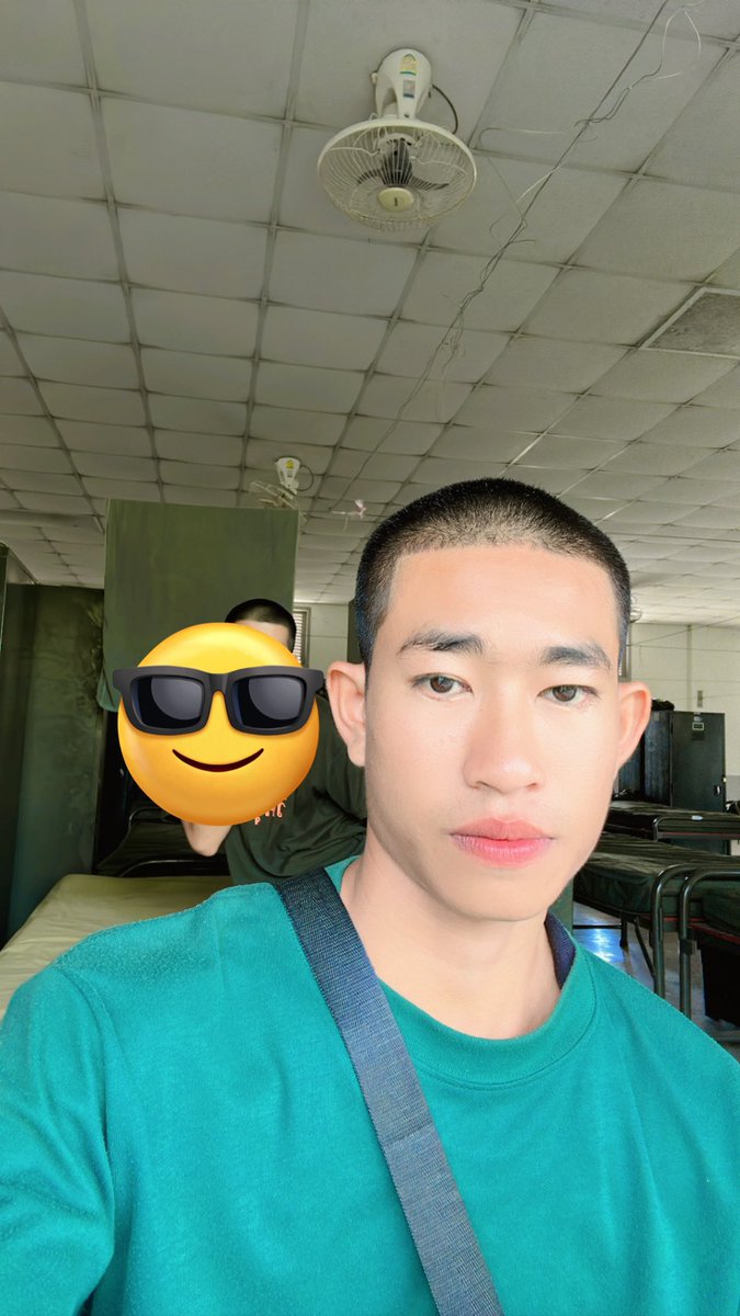 naro72705's tweet photo. วันศุกร์ หนูอยากจุกไหมคะ 🍆
#หัวเกรียนขี้เงี่ยน https://t.co/6aVNiuJLi2