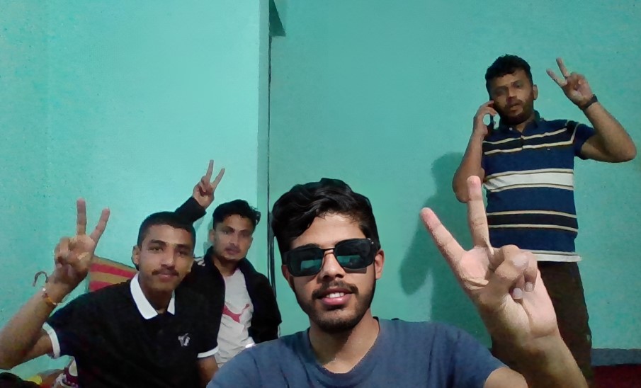 anish_ch16's tweet photo. I found it somewhere.
#Brothers  #Moments  #Peace https://t.co/zPVW3iRLQz