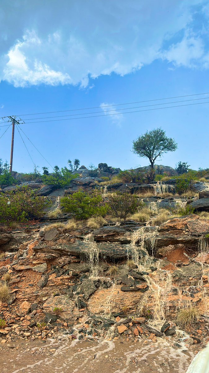 في يوم الجمعه اللهم جنة باردة ونعيم مترف لعبادك الراحلين