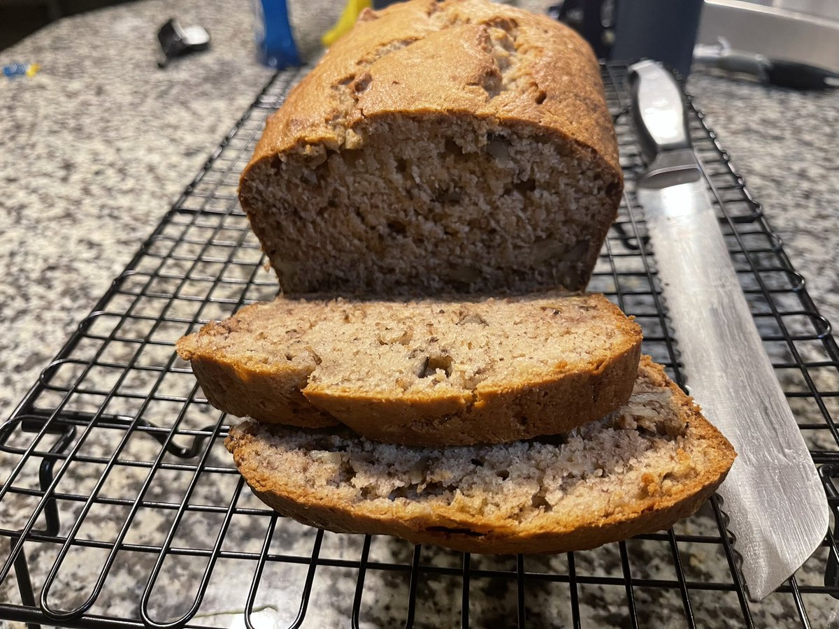 ScubaTechATL's tweet photo. Fresh home baked banana nut bread https://t.co/Ak8GqRfAh1