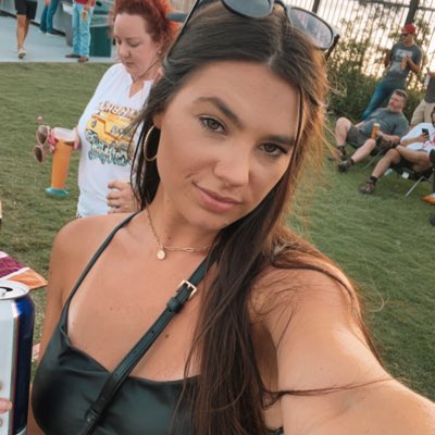 Jen🖤 tweet media