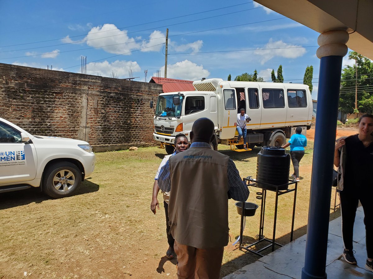 OvercomersWomen's tweet photo. UN Women Eastern-Southern Africa Region Office community of practice consultative field based program team arriving at Overcomers Women Activists-Adjumani Office @OvercomersWomen
@unwomenuganda @unwomenafrica @UNOCHA @Refugees @OPMUganda https://t.co/X6tqwflhJ4